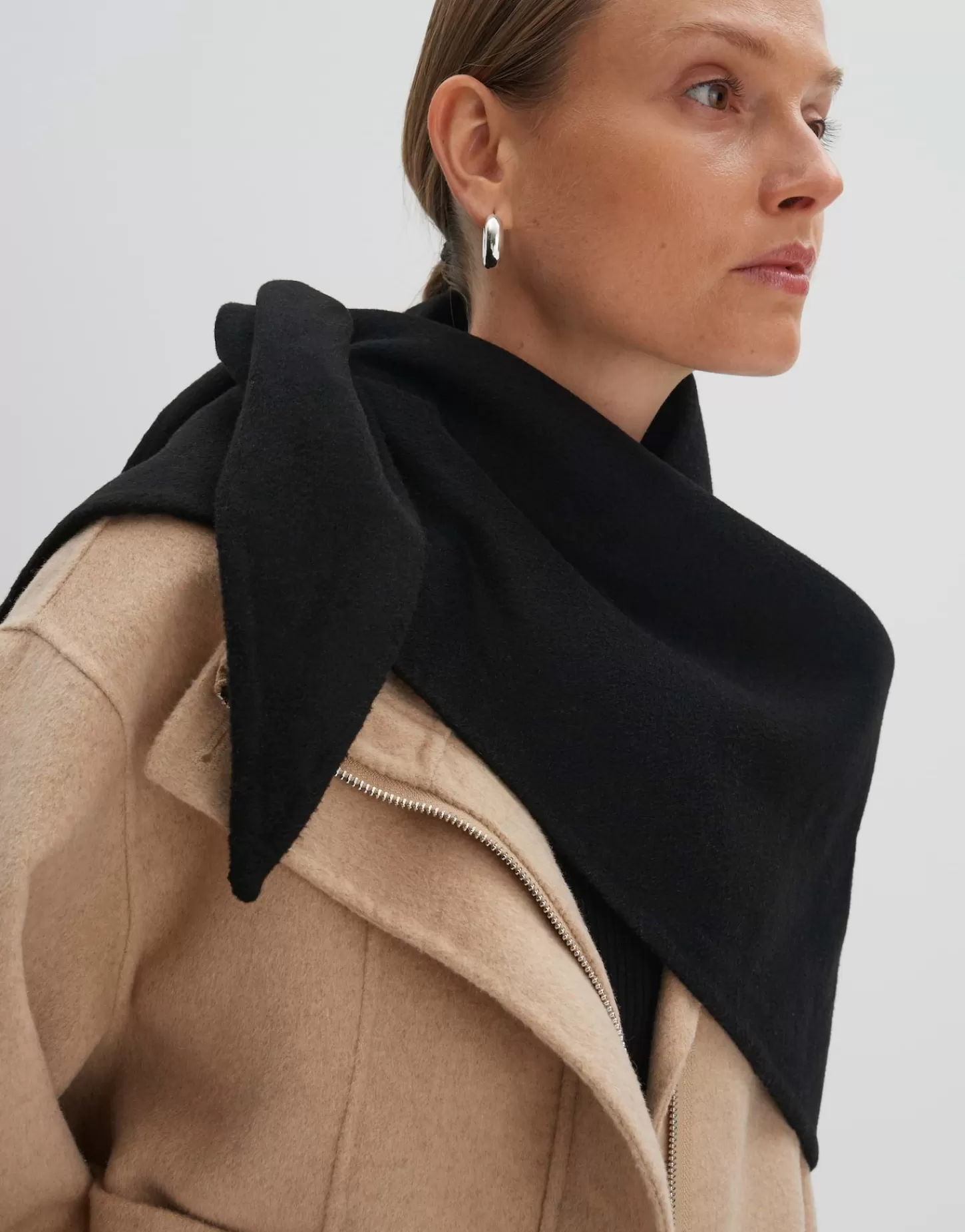 DAMES OPUS Doek Blunda Scarf Zwart Online Bestellen