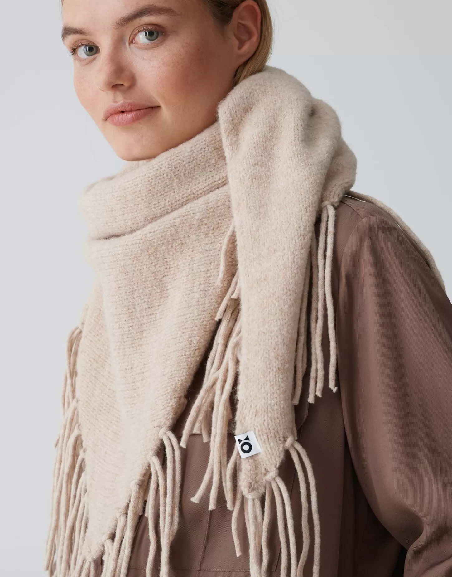 DAMES OPUS Sjaal Awaro Scarf Beige Online Bestellen